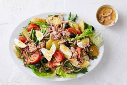Niçoise met krieltjes en tonijn