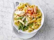 Asperges willen we elke dag wel eten. Helemaal als het zó geserveerd wordt!