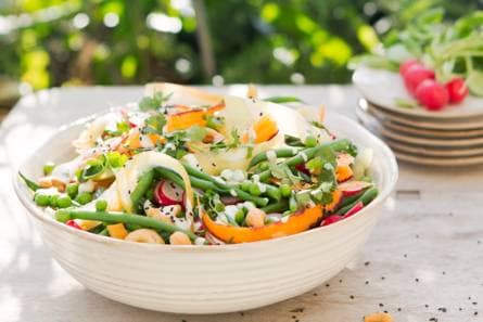 Sperziebonensalade met pittige radijs