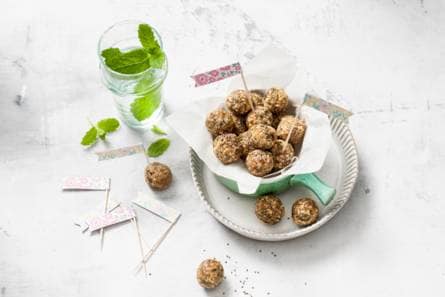 Energyballs met limoen en gember van Ella Mills