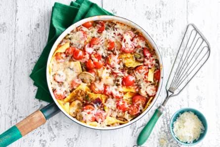 Pan­la­sag­ne met ver­se pas­ta­saus