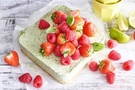 No bake cheesecake met rood fruit