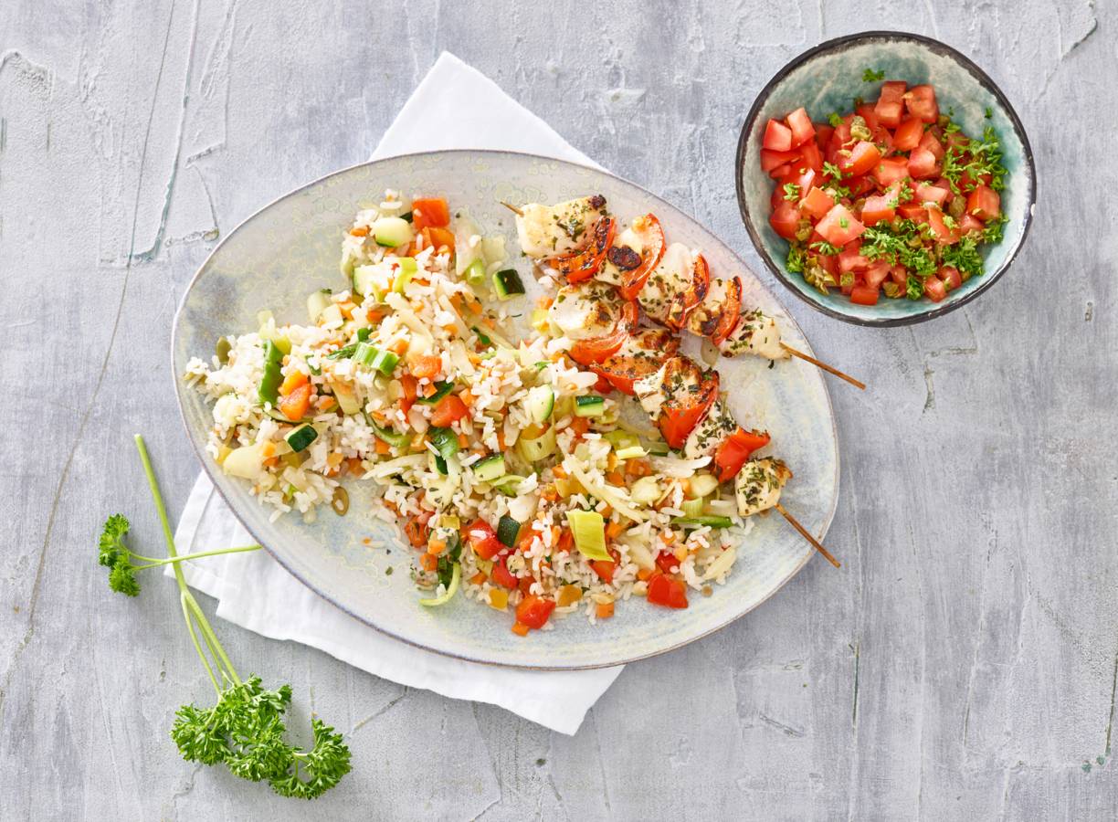 Kip-paprikaspiesjes met tomatensalsa