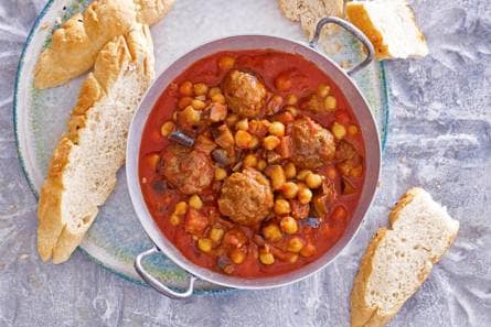 Tandooriballetjes in tomatensaus