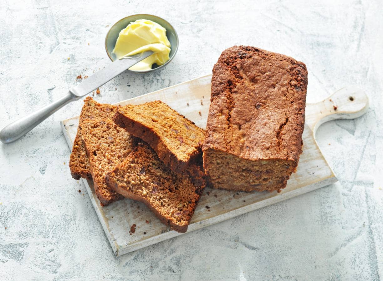 Volkoren bananenbrood met dadels