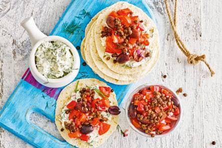 Wraps met Griekse linzensalade