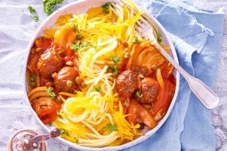 Pompoenspaghetti met venkel en vegaballetjes