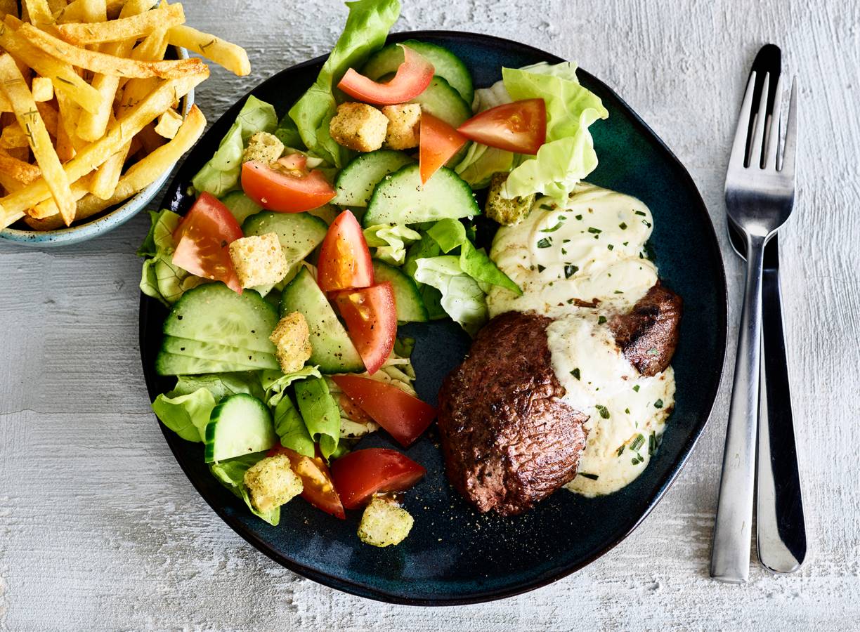 Biefstuk met bearnaisesaus en ovenfriet
