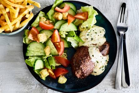 Biefstuk met bearnaisesaus en ovenfriet