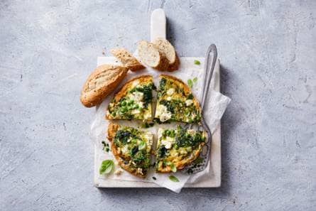 Frittata met groene groenten en feta