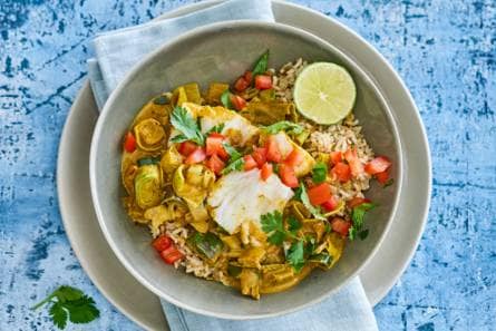 Curry madras met vis en linzenrijst