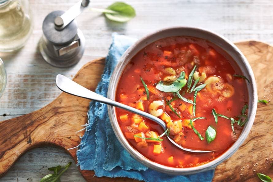 tomatensoep van gezeefde tomaten tomatensoep van gezeefde tomaten