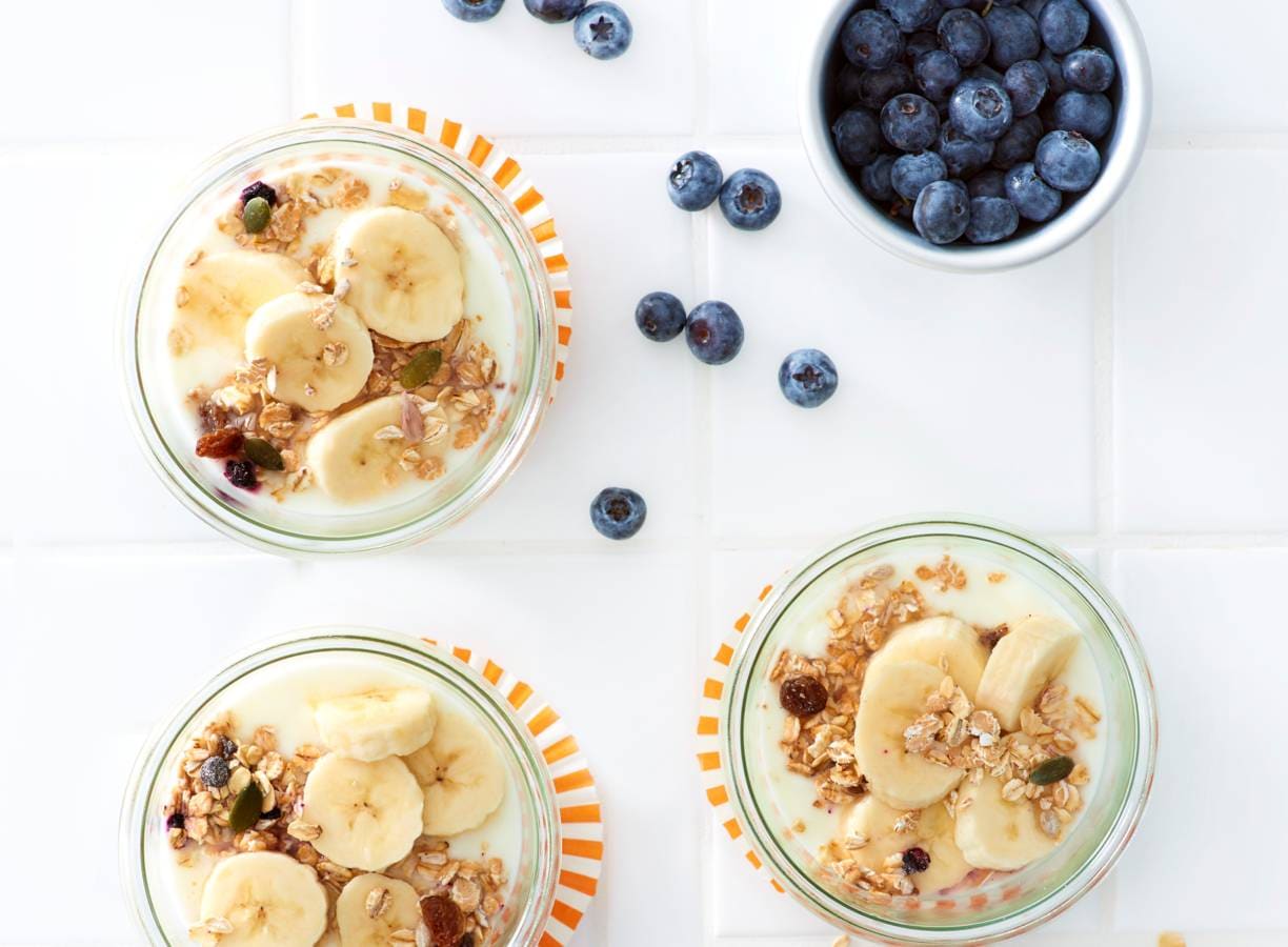 Yoghurt met ontbijtgranen