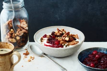 Knäckebrödgranola met cranberry's