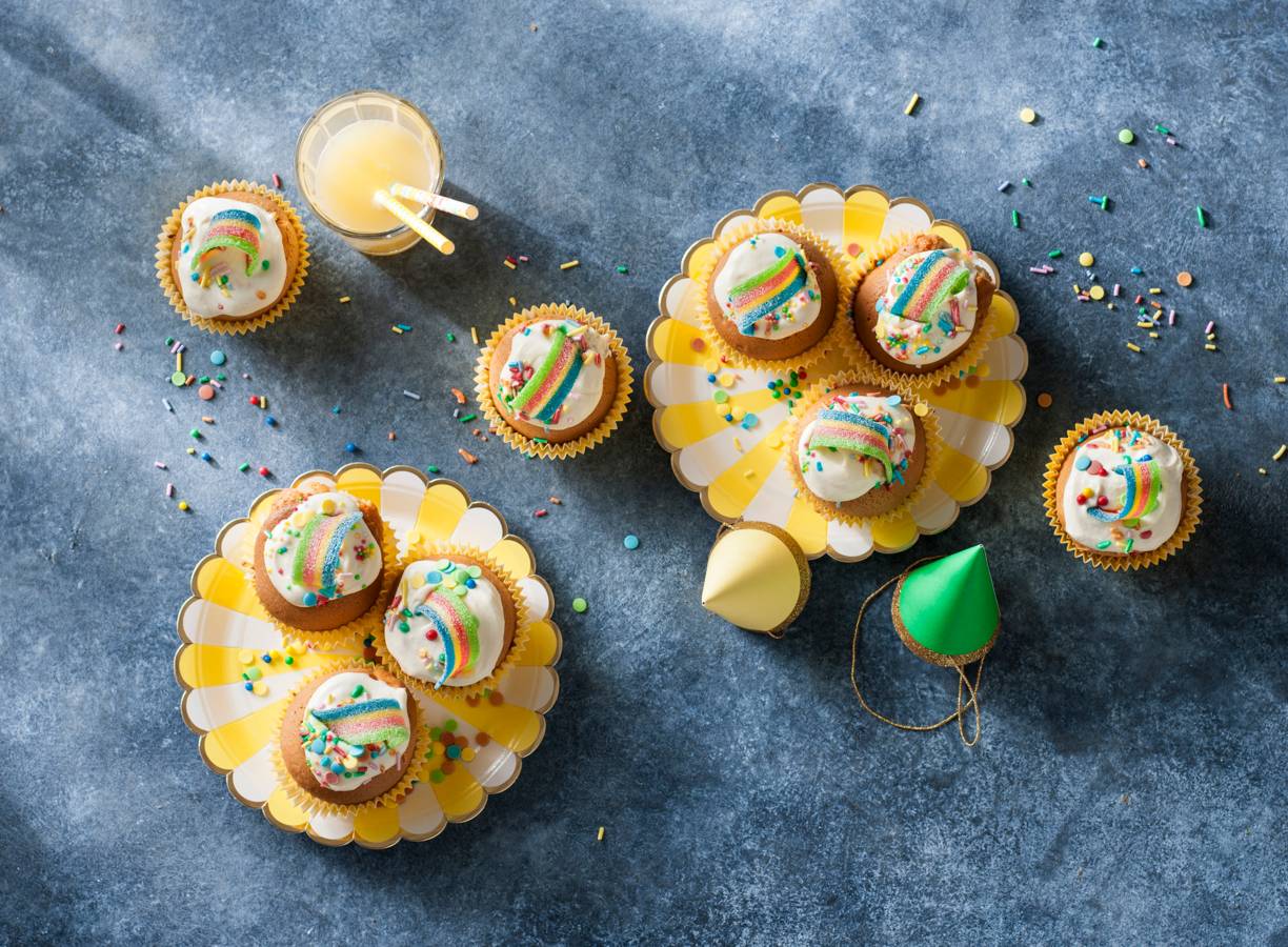 Regenboogcupcakes