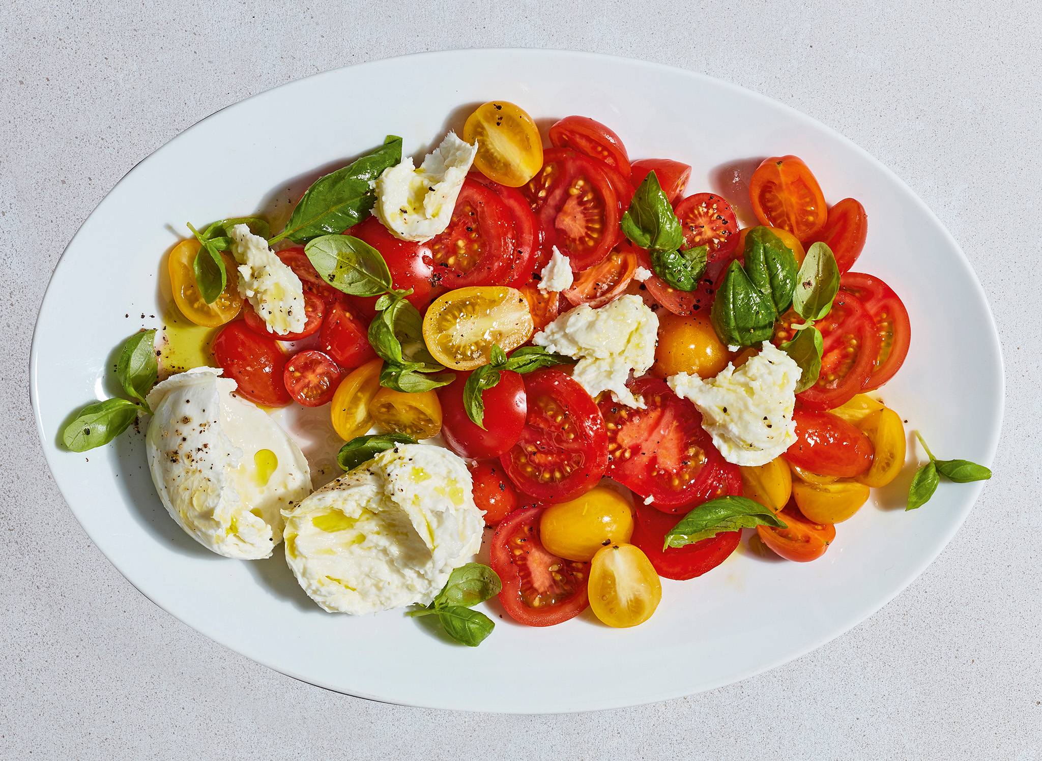 Gemarineerde Tomatensalade Met Basilicum En Mozzarella Recept ...