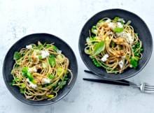 Groen, groener, groenst: met 3 groene groenten kun je deze pasta wel zo noemen.