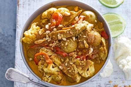 Indiase curry madras met scharrelkip en krieltjes