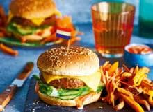 Oranje boven! Kom in de feeststemming met deze speciale koningsburger.