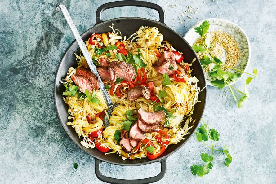 recept noodles met biefstuk recept noodles met biefstuk