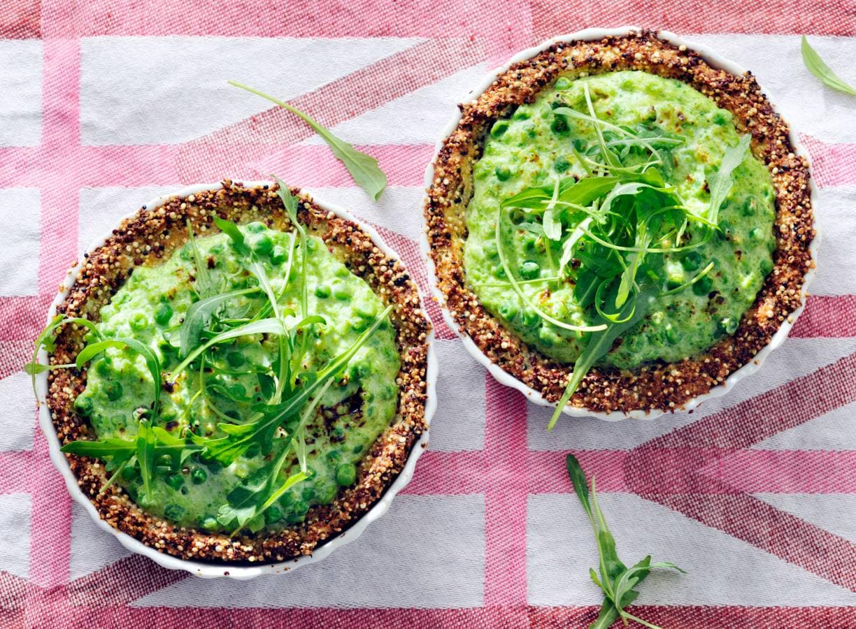 Drie-kazenquiches met bloemkoolbodem