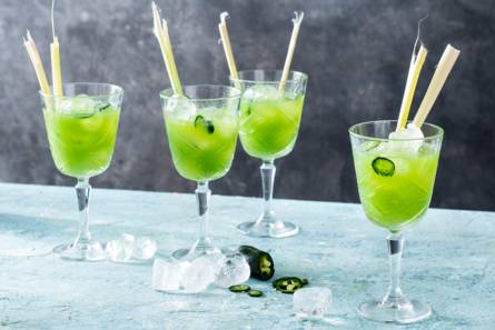 Aziatische komkommer-cocktail