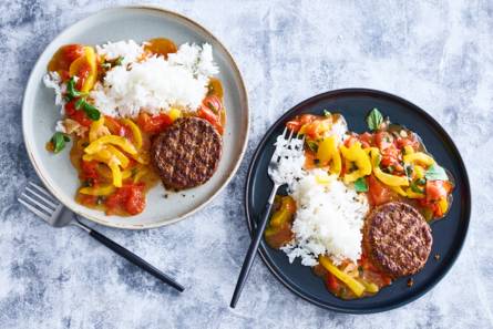 Steak de boeuf met rijst & tomaten met verse oregano