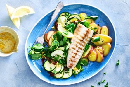 Makreel met aardappelsalade en courgette