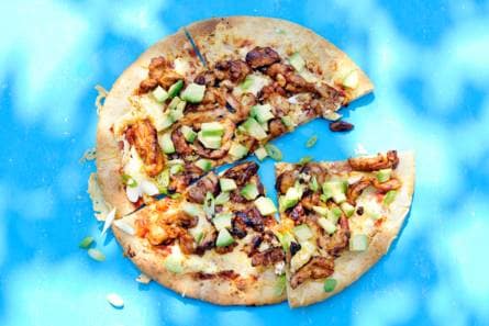 BBQ-chicken pizza
