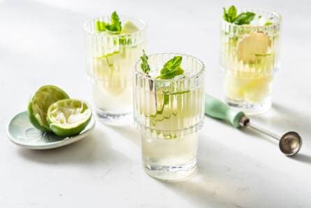 Zomerse punch met appel en meloen