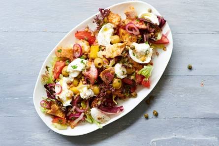 Panzanella met linzen, gele paprika & mozzarella