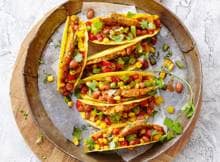 Het leukste wat er is: je eigen taco vullen met al het lekkers van tafel. 