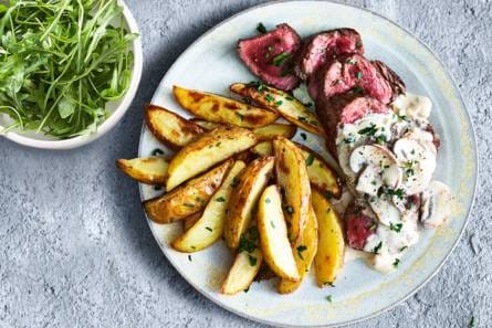 Biefstuk stroganoff met zelfgemaakte frites