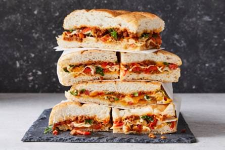 Oventosti met vegagehackt en geitenkaas