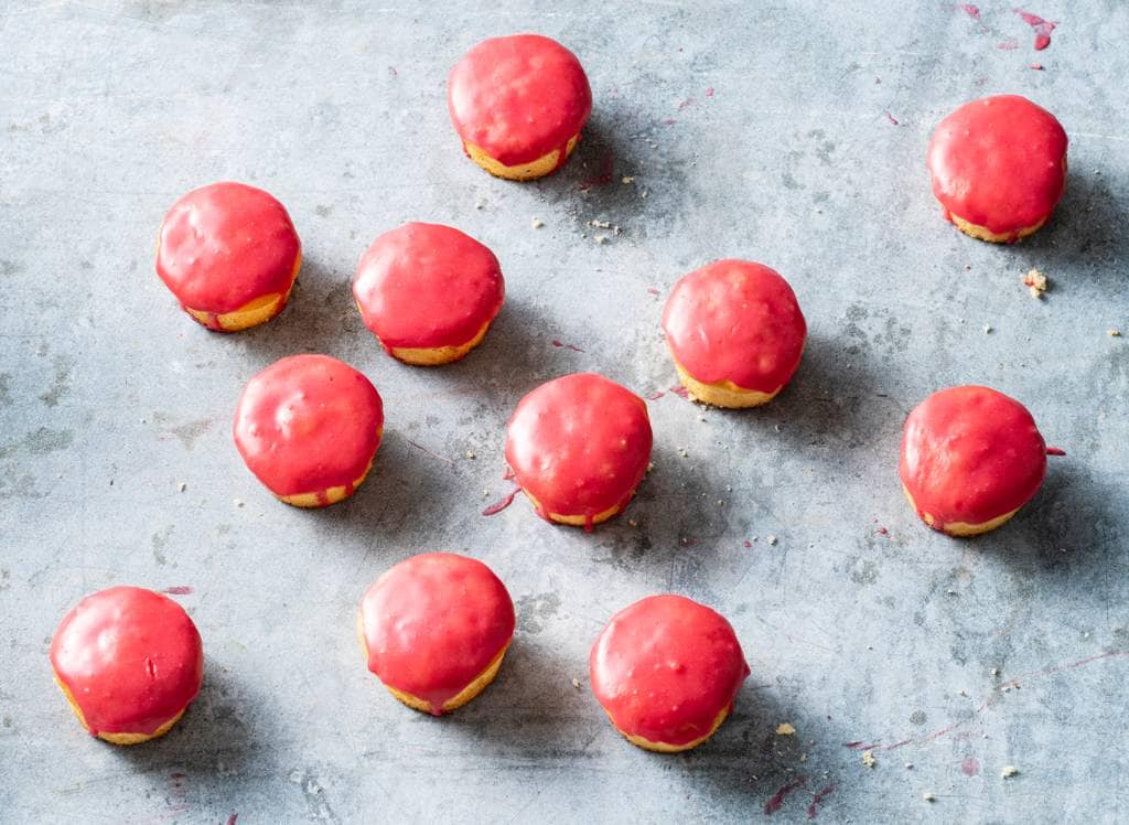 Frambozenmarshmallow cupcakes recept Allerhande Albert Heijn België