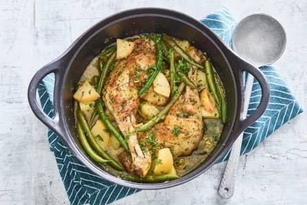 Gestoofde kip in appelsap met sperziebonen & aardappel
