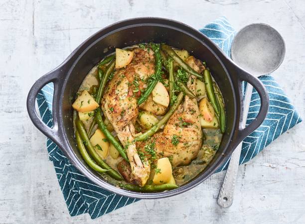 Gestoofde Kip In Appelsap Met Sperziebonen Aardappel Recept Allerhande Albert Heijn