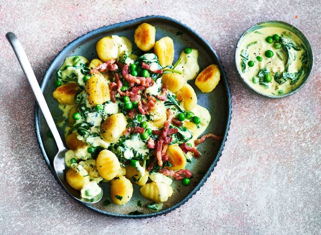 Romige gnocchi spinazie met spekjes