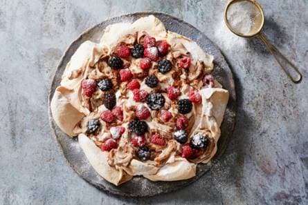 Pavlova met double choco