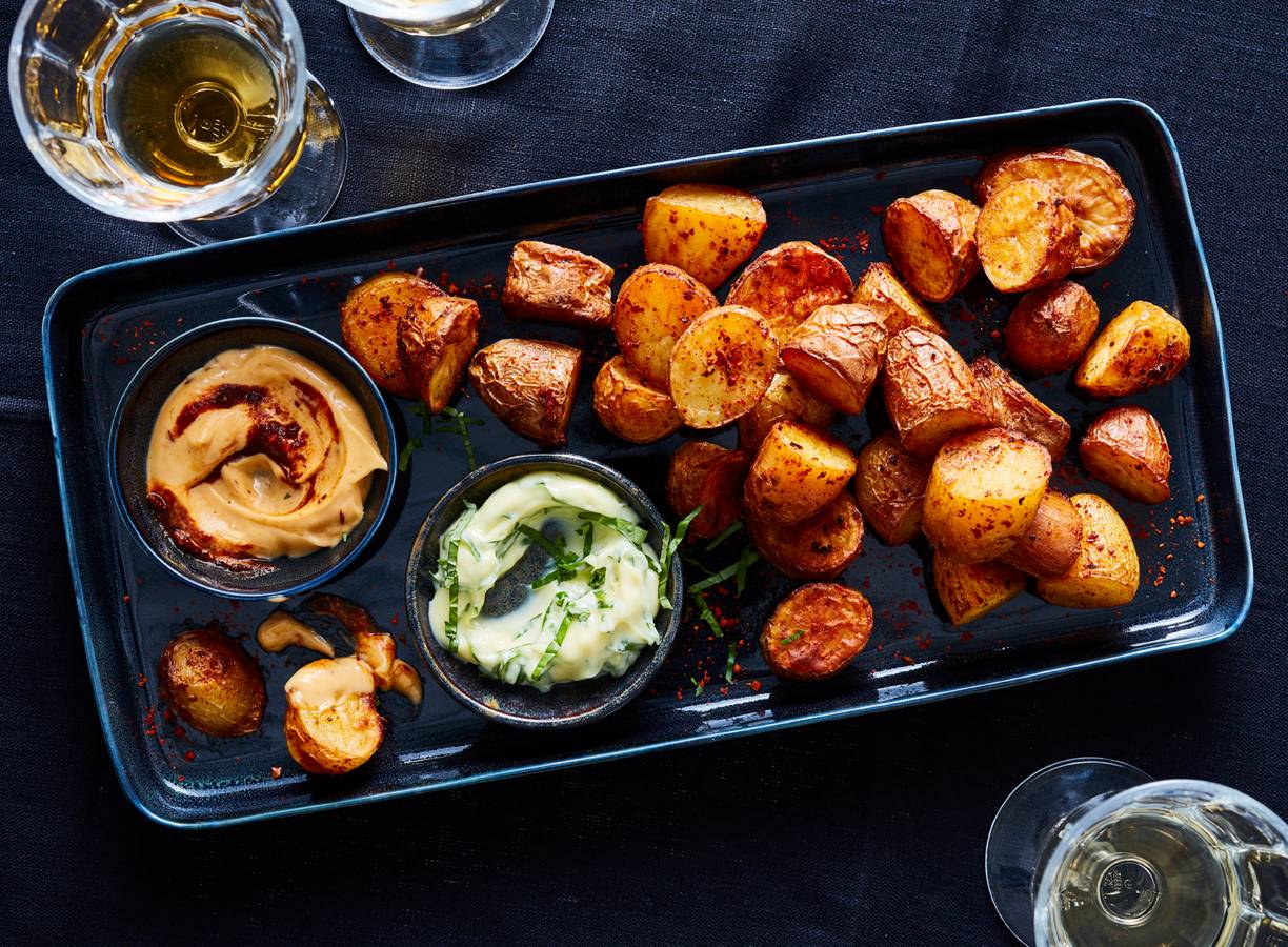 Pittige ovenaardappelen met dips