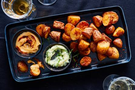 Pittige ovenaardappelen met dips