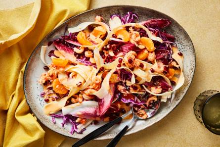 Salade met roodlof, wortelpeterselie en mandarijn