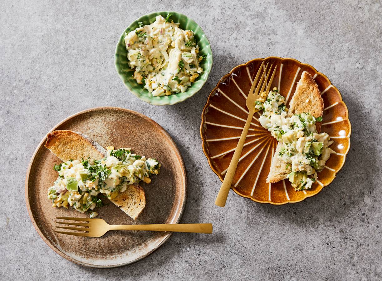 Truffel-eiersalade met avocado
