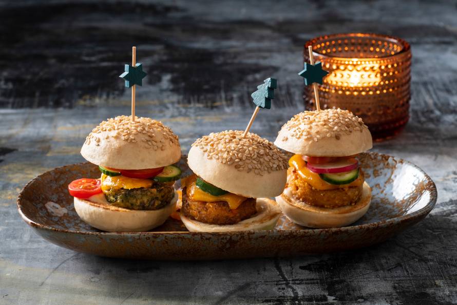 Wonderbaar Miniregenboogburgers uit een gourmetpannetje - Recept - Allerhande QR-38