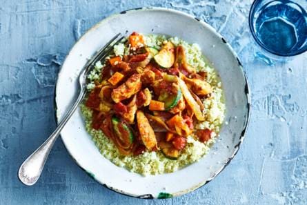 Kruidige kiptajine met couscous