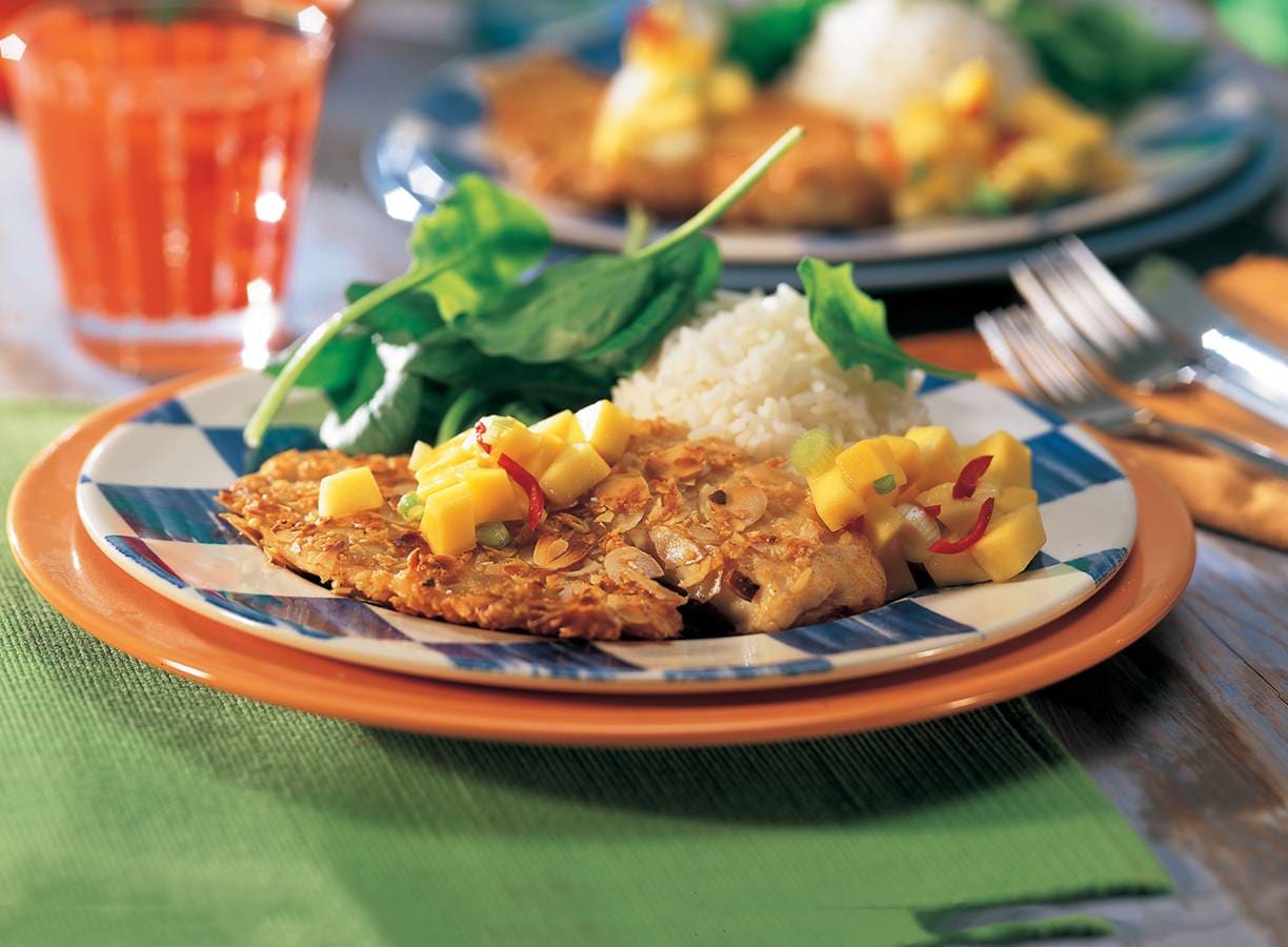 Tilapiafilet met amandelkorst en mangosalsa