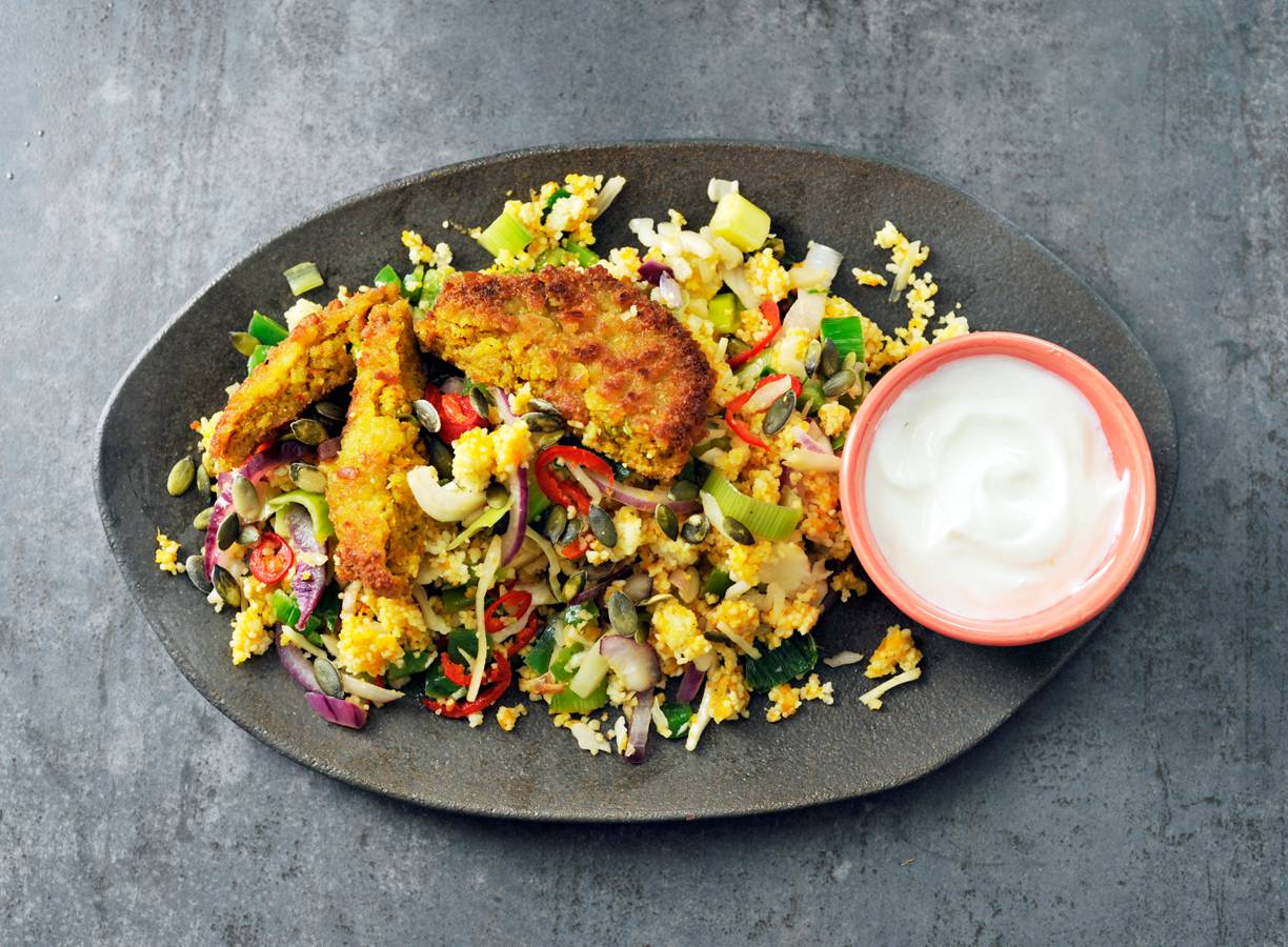 Couscous met Thaise groenten en curryburger