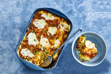 Lasagne met prei à la crème, erwten en rundergehakt