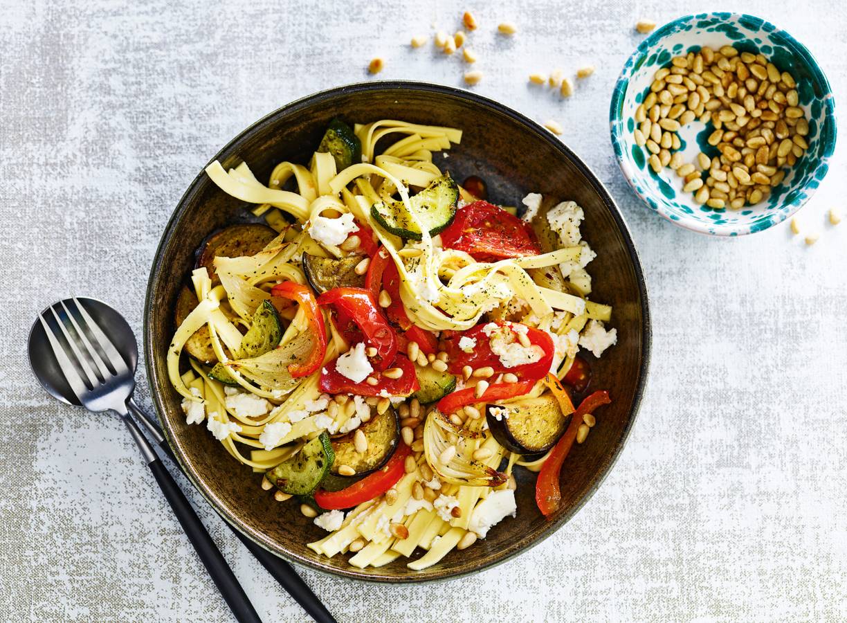 Pasta met ratatouille en gebakken ricotta