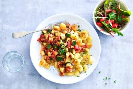 Italiaanse vegastukjes met courgette & gnocchi